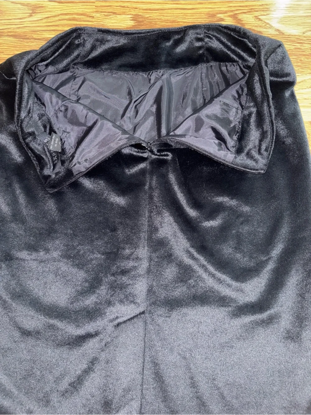 Express World Brand Soft Black Velvet Pencil Skirt Juniors Size 5/6 Vintage Y2K